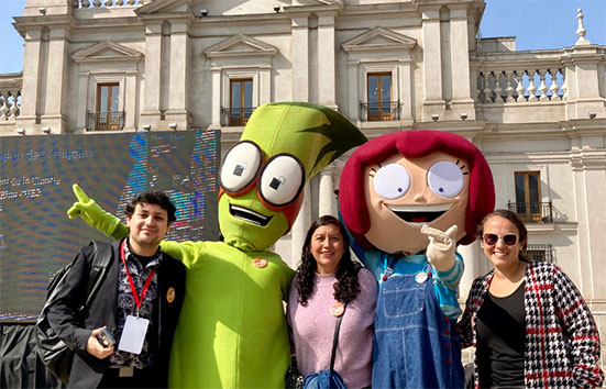 Preestreno de cuarta temporada de la serie Renata